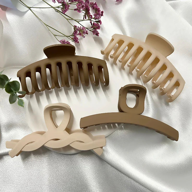 Korean Coffee Beige Acrylic Hair Claw Clip – Large Geometric Hairpin for Women | Silkara™ Accessories