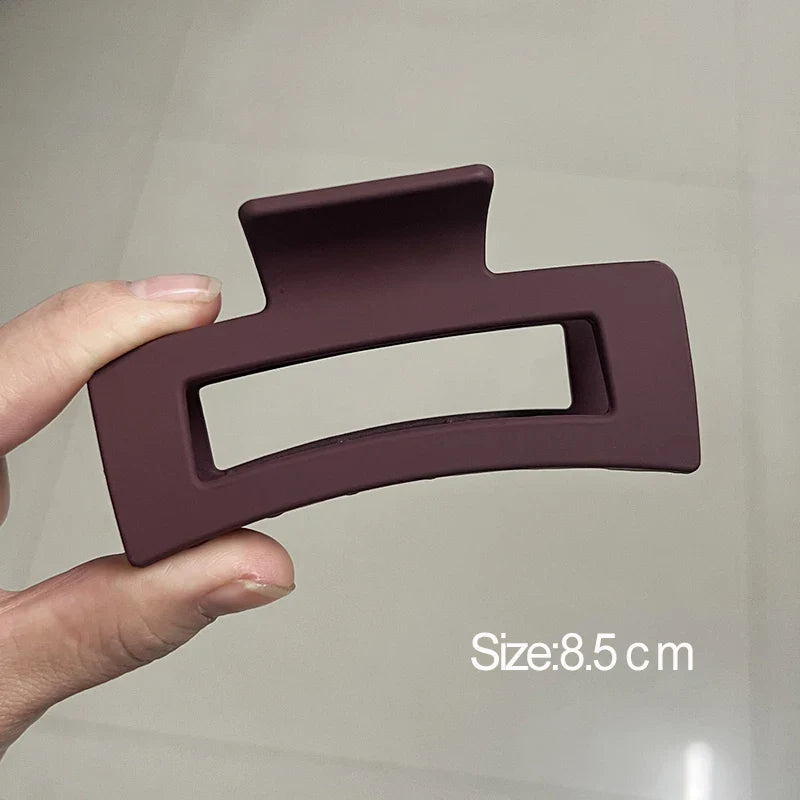 Korean Coffee Beige Acrylic Hair Claw Clip – Large Geometric Hairpin for Women | Silkara™ Accessories