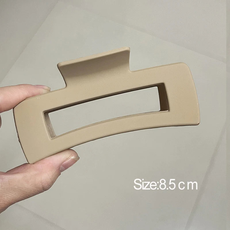 Korean Coffee Beige Acrylic Hair Claw Clip – Large Geometric Hairpin for Women | Silkara™ Accessories