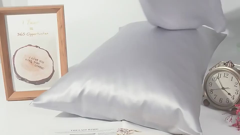Load video: 25 Momme Mulberry Silk Pillowcase – 100% Pure Silk Pillow Cover for Hair &amp; Skin – Double-Sided 6A Grade Silk Pillowcase