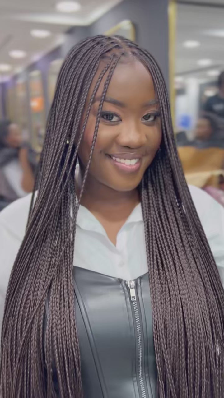 Load video: 30 Inch Straight Braiding Hair Extensions – Soft Synthetic Crochet Braiding Hair Bundles for Women
